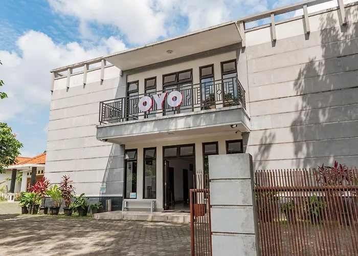 Hotel O Kambang Iwak Area Near Kambang Iwak Park Formerly Kerangga Palembang